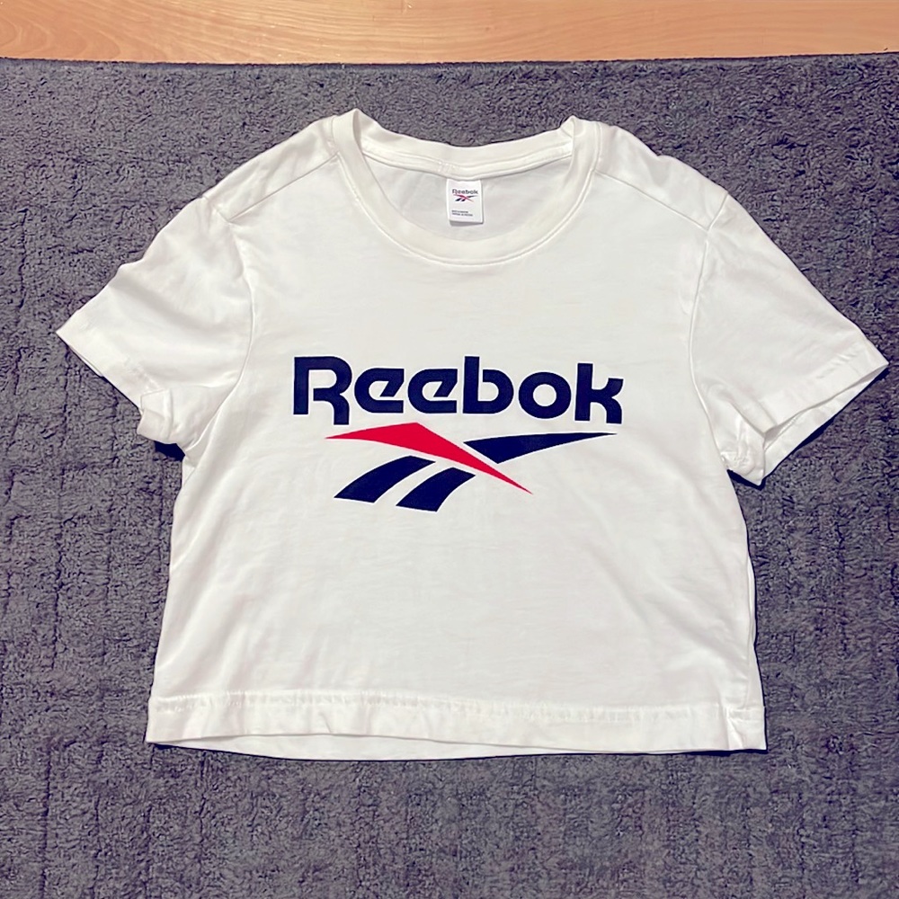 REEBOK CROP TEE - XXS - NWOT